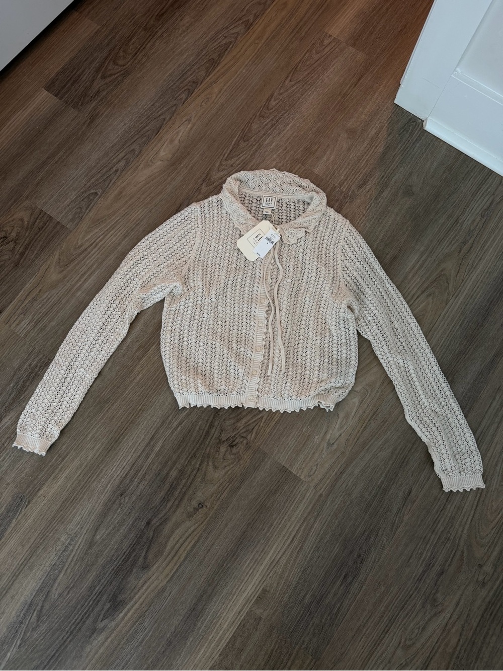 Gap Doen Crochet Cardigan Sweater